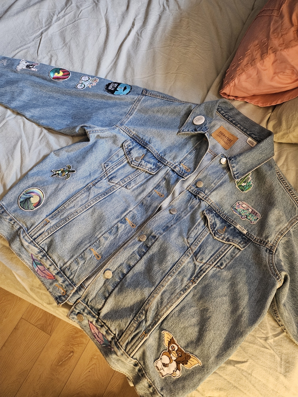 Signature by Levi Strauss Light Blue Denim Jacket with Tan Patch